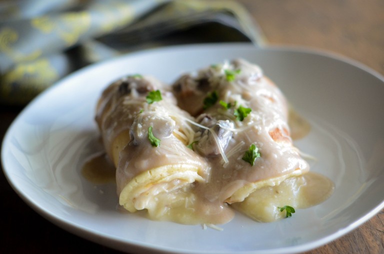 Tollhouse Pancakes with Creamy Chicken Filling - VeryVera