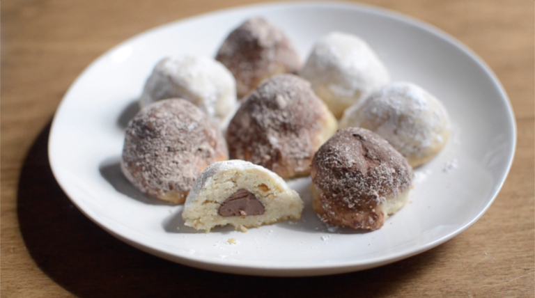 Secret Kiss Cookies - VeryVera