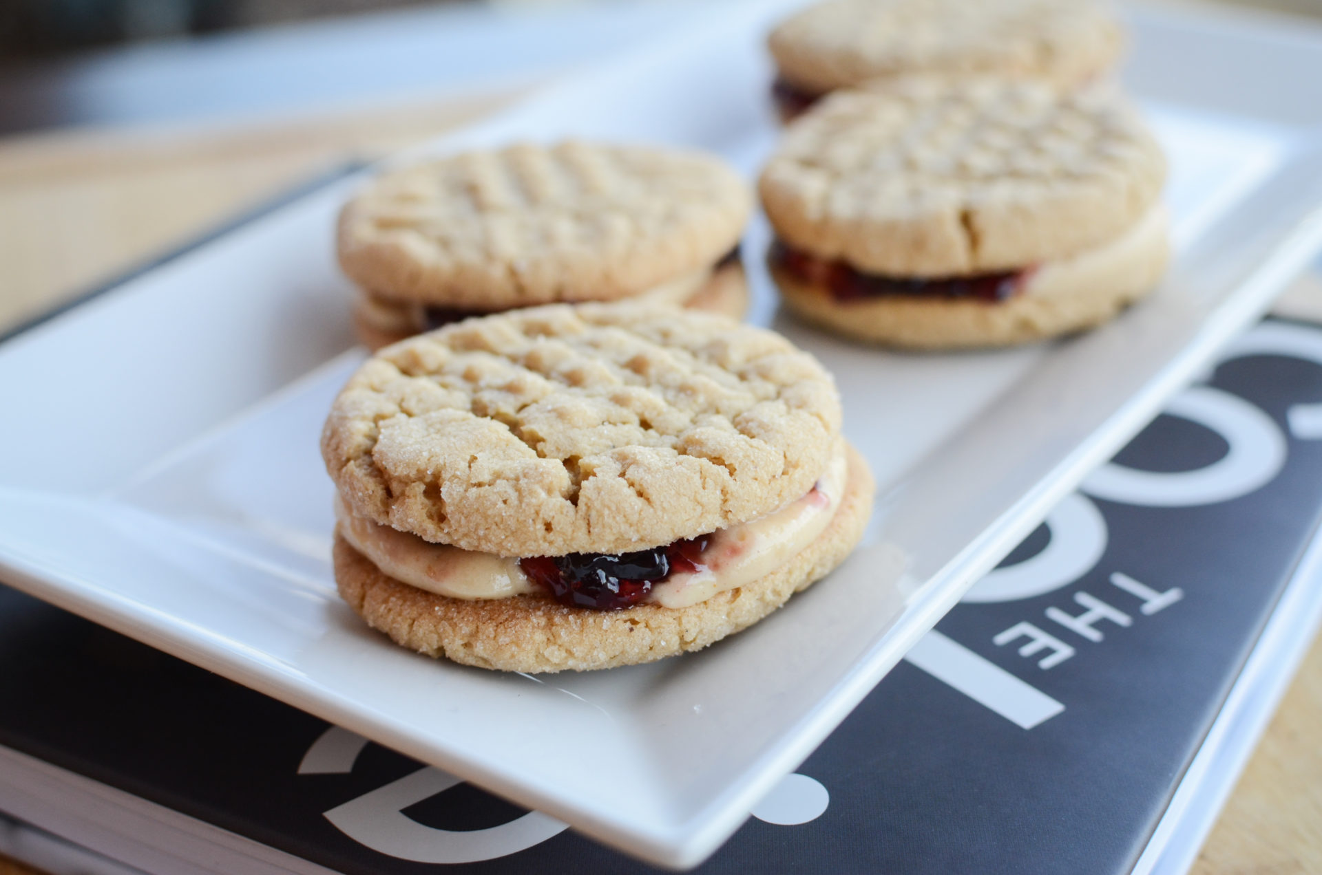 Peanut Butter and Jelly Sandwich Cookies VeryVera